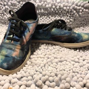 Size 8 men’s Galaxy Vans